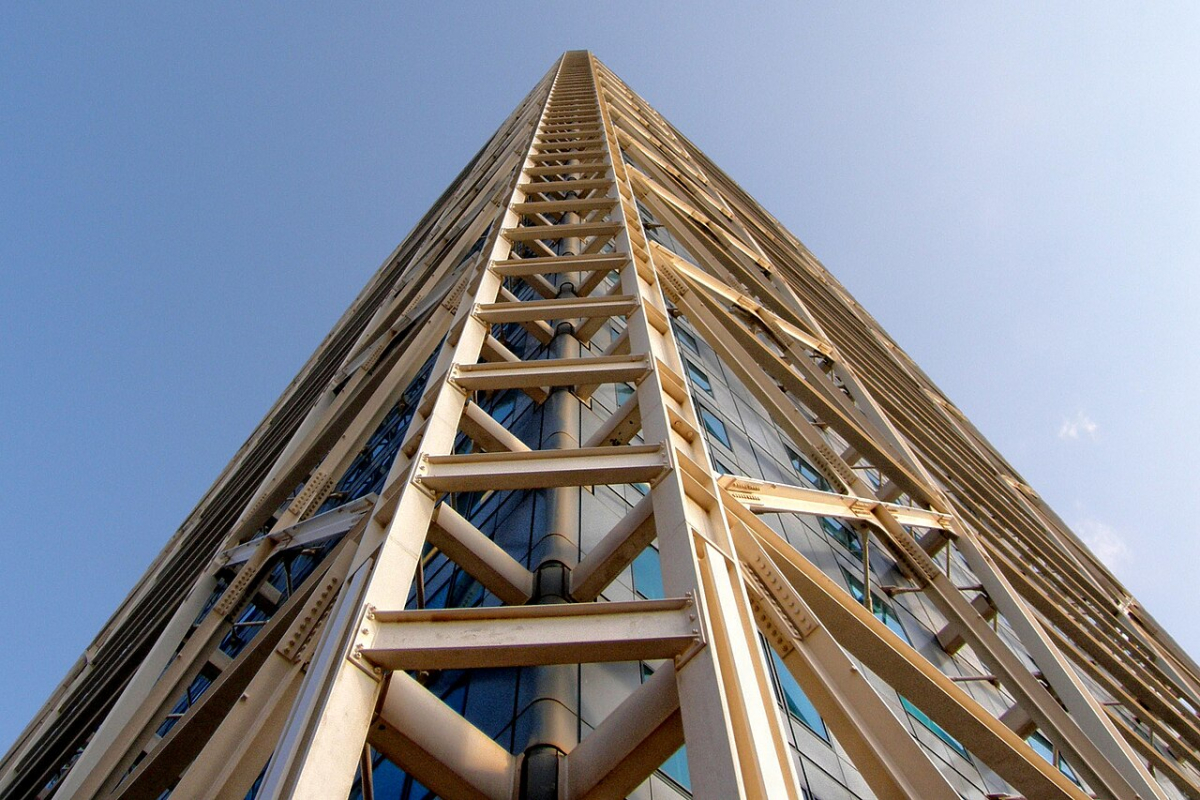 Hotel Arts Barcelona — Port Olímpic Hotel Arts Barcelona tower and its exposed structural framework