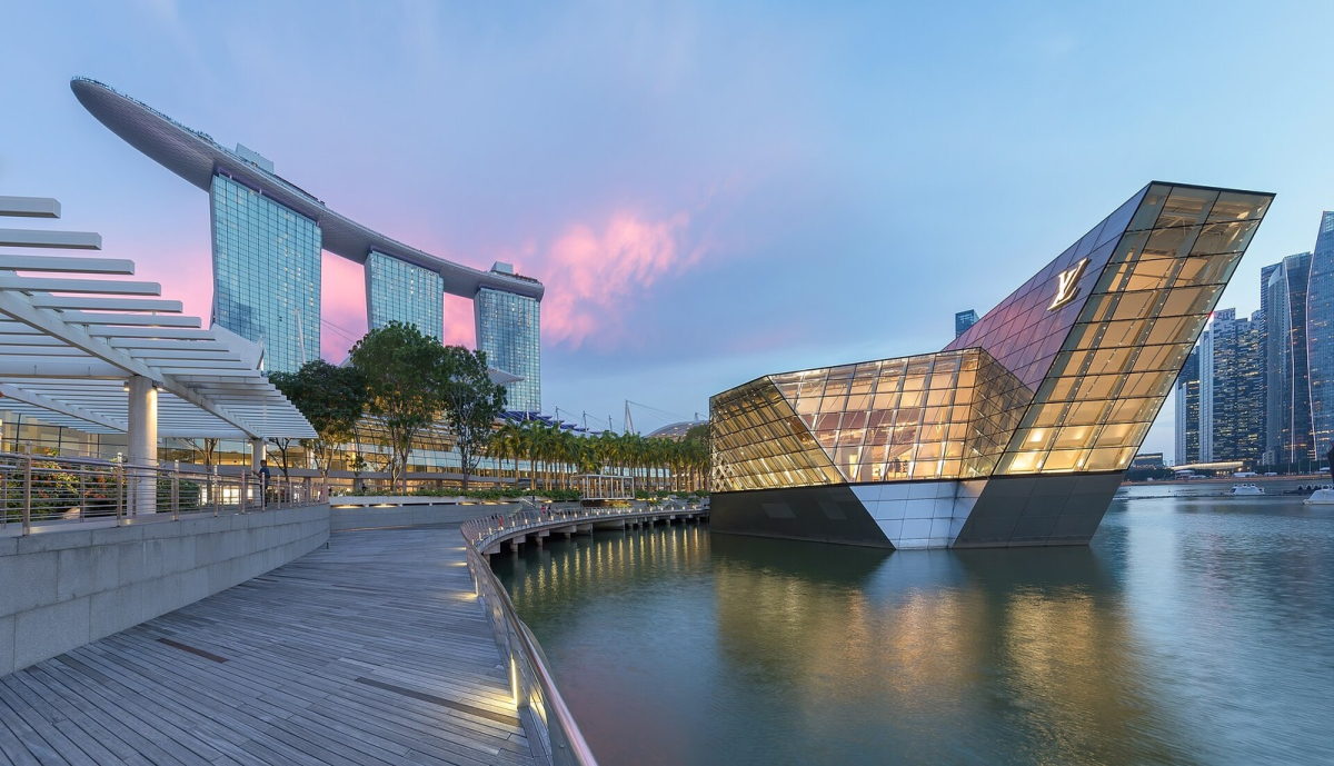 Marina Bay Sands beside the waterfront. Marina Bay Sands beside the waterfront.