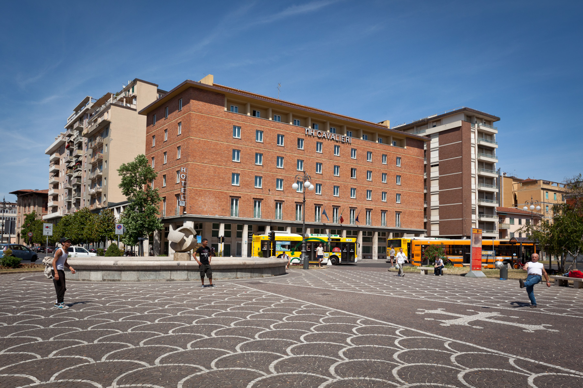The hotel building on Piazza della Stazione, historically labelled Cavalieri and now NH Pisa. The hotel building on Piazza della Stazione, historically labelled Cavalieri and now NH Pisa.