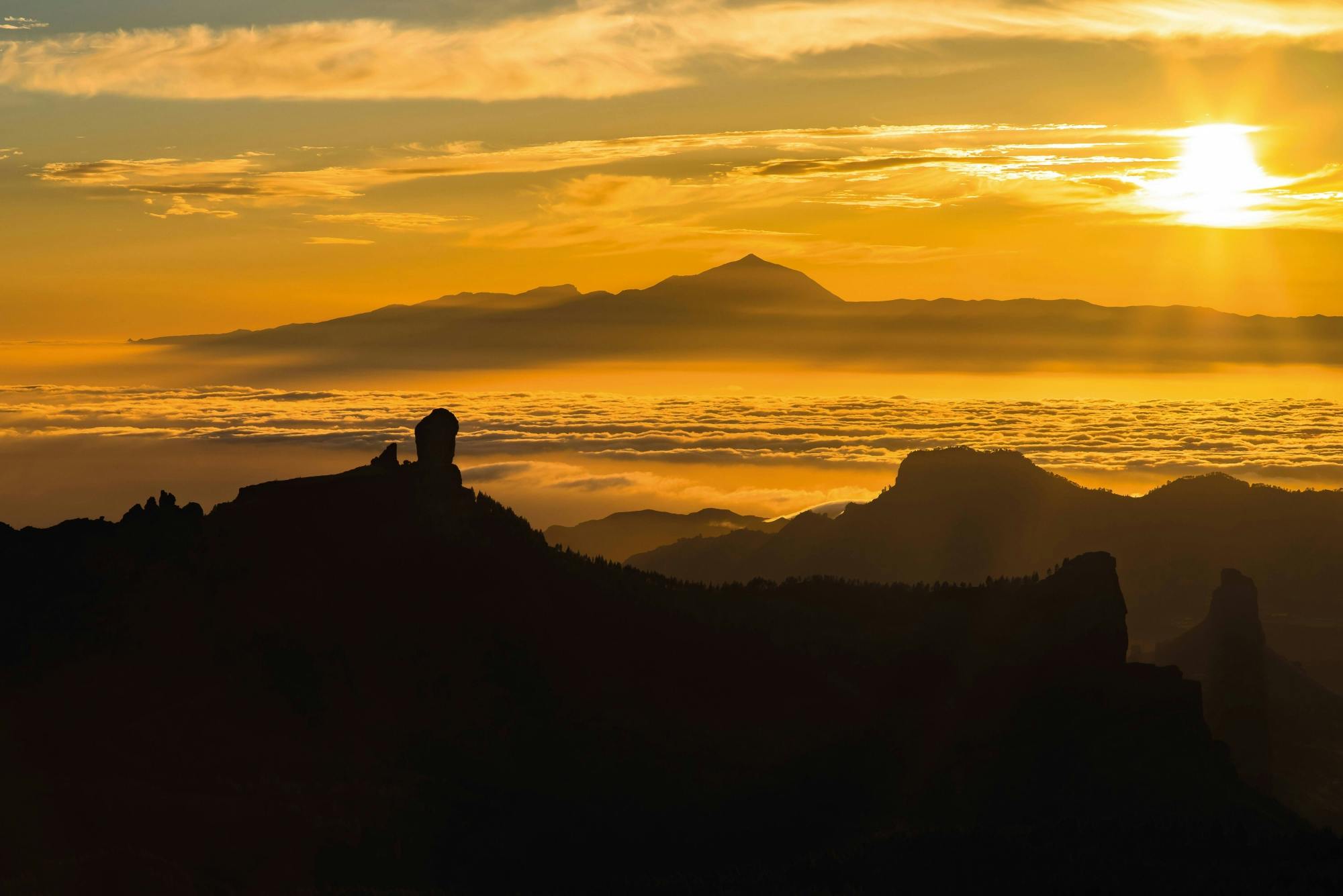 Roque Nublo – one of the top natural attractions in Gran Canaria Roque Nublo viewpoint in Gran Canaria at sunset